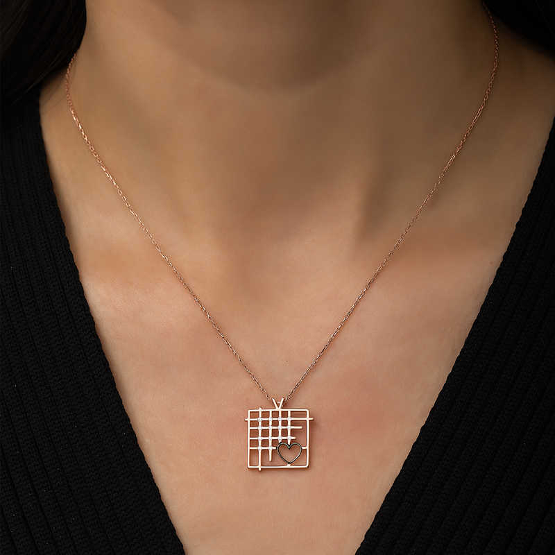 Gümüş Rose Parmaklıklar Arasındaki Aşk Kolye - Görsel 3