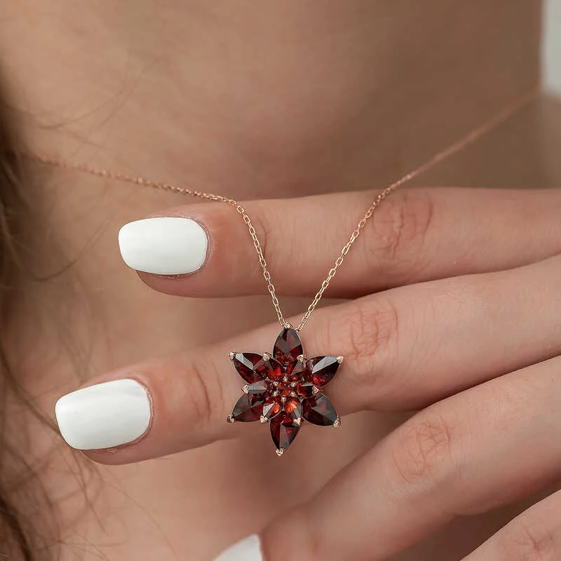 Gümüş Rose Kırmızı Lotus Çiçeği Kolye - Görsel 2