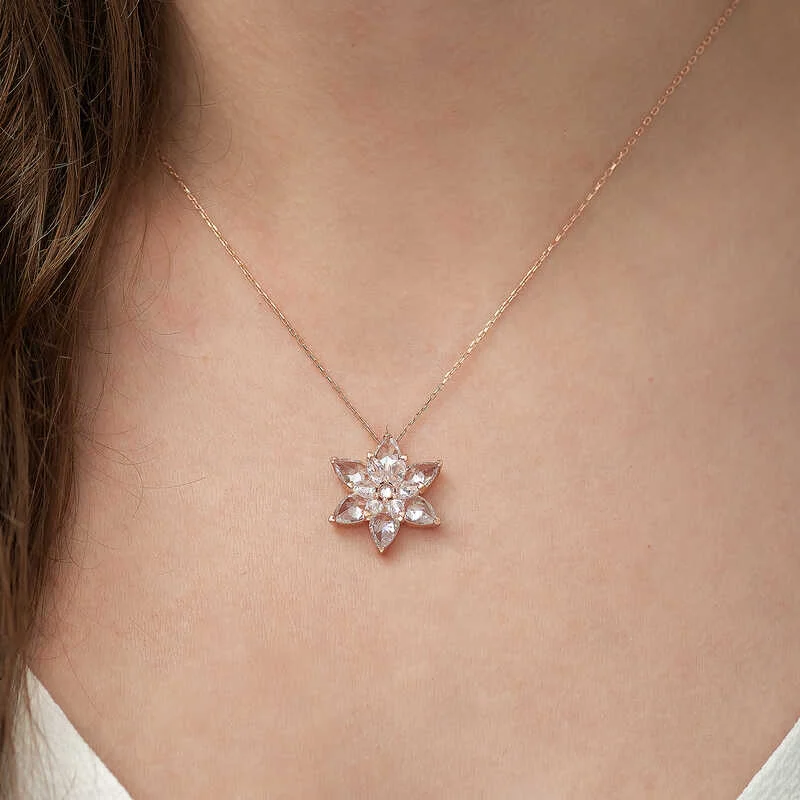 Gümüş Rose Beyaz Lotus Çiçeği Kolye - Görsel 2
