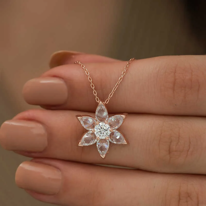 Gümüş Rose Beyaz Çiçek Kolye - Görsel 3