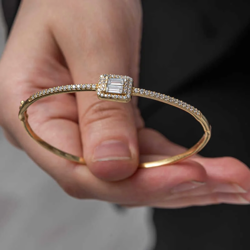 Gümüş Gold Baget Taşlı Kadın Bilezik 1 Gümüş Gold Baget Taşlı Kadın Bilezik