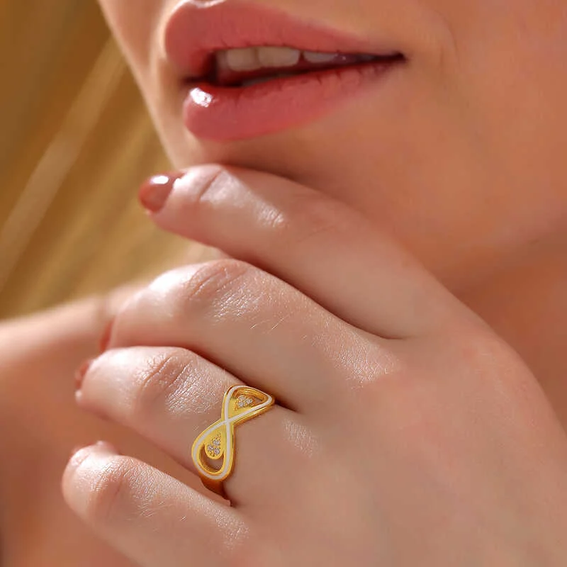 Gümüş Gold Zirkon Taşlı Sonsuzluk Kadın Yüzük 2 Gümüş Gold Zirkon Taşlı Sonsuzluk Kadın Yüzük